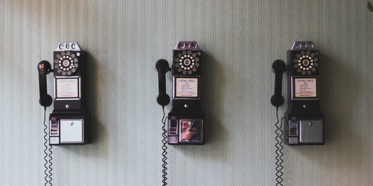 Téléphones anciens